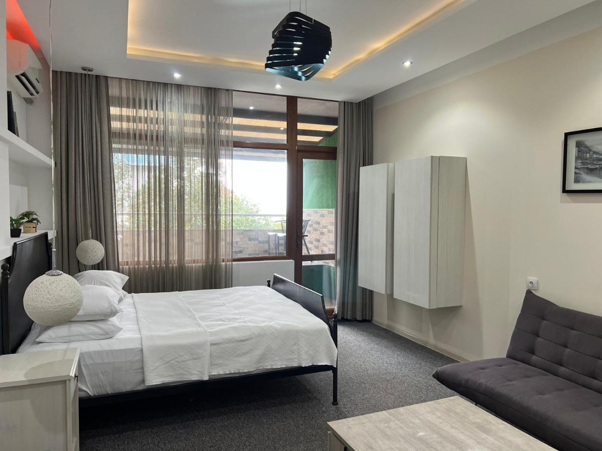 קובולטי Kent Hotel מראה חיצוני תמונה