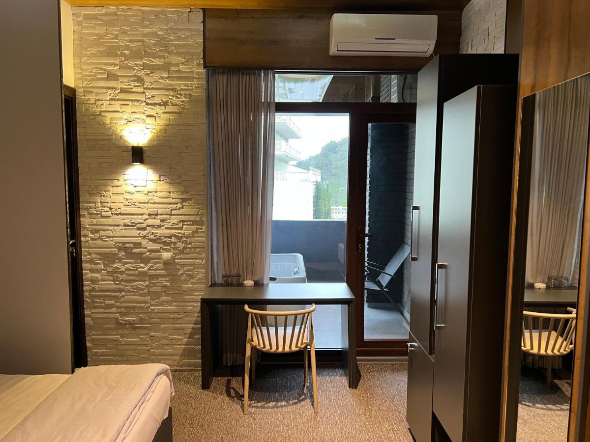 קובולטי Kent Hotel מראה חיצוני תמונה